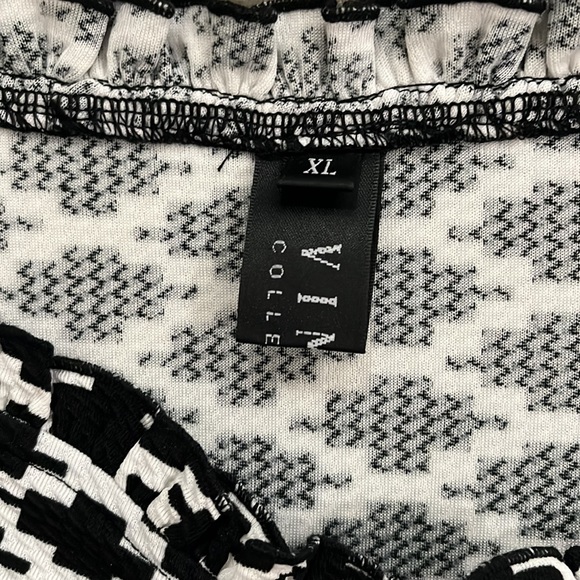 Vimas Zip Front, Ribbon Tie Tank Style Top - Picture 3 of 3